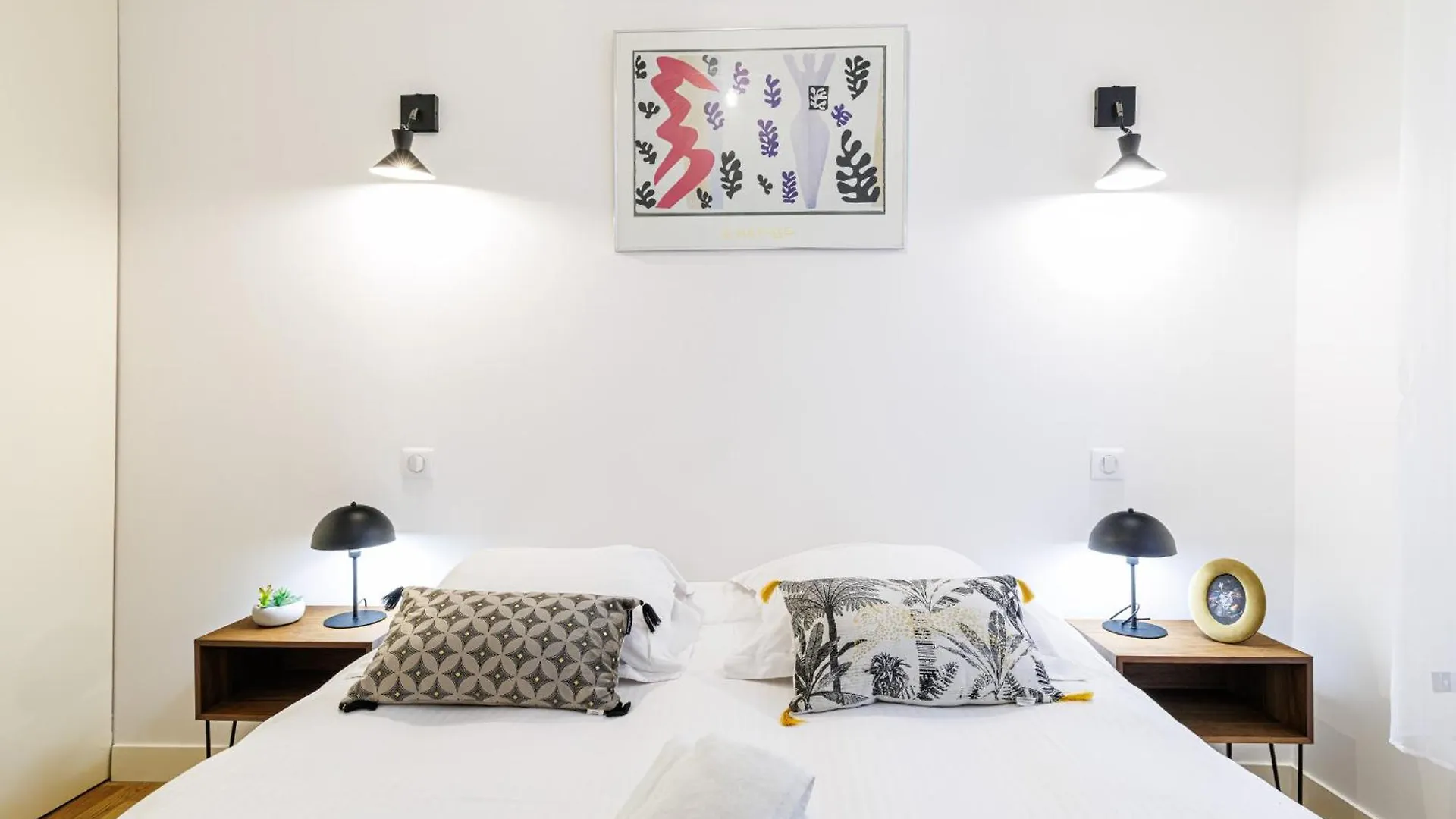 דירות ניס Chic & Cozy 2 Bdr Heart Of The Old Town